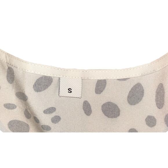 White Summer‎ Dress With Floral Print And Flutter Sleeve Sz S By Amazon - Picture 6 of 6